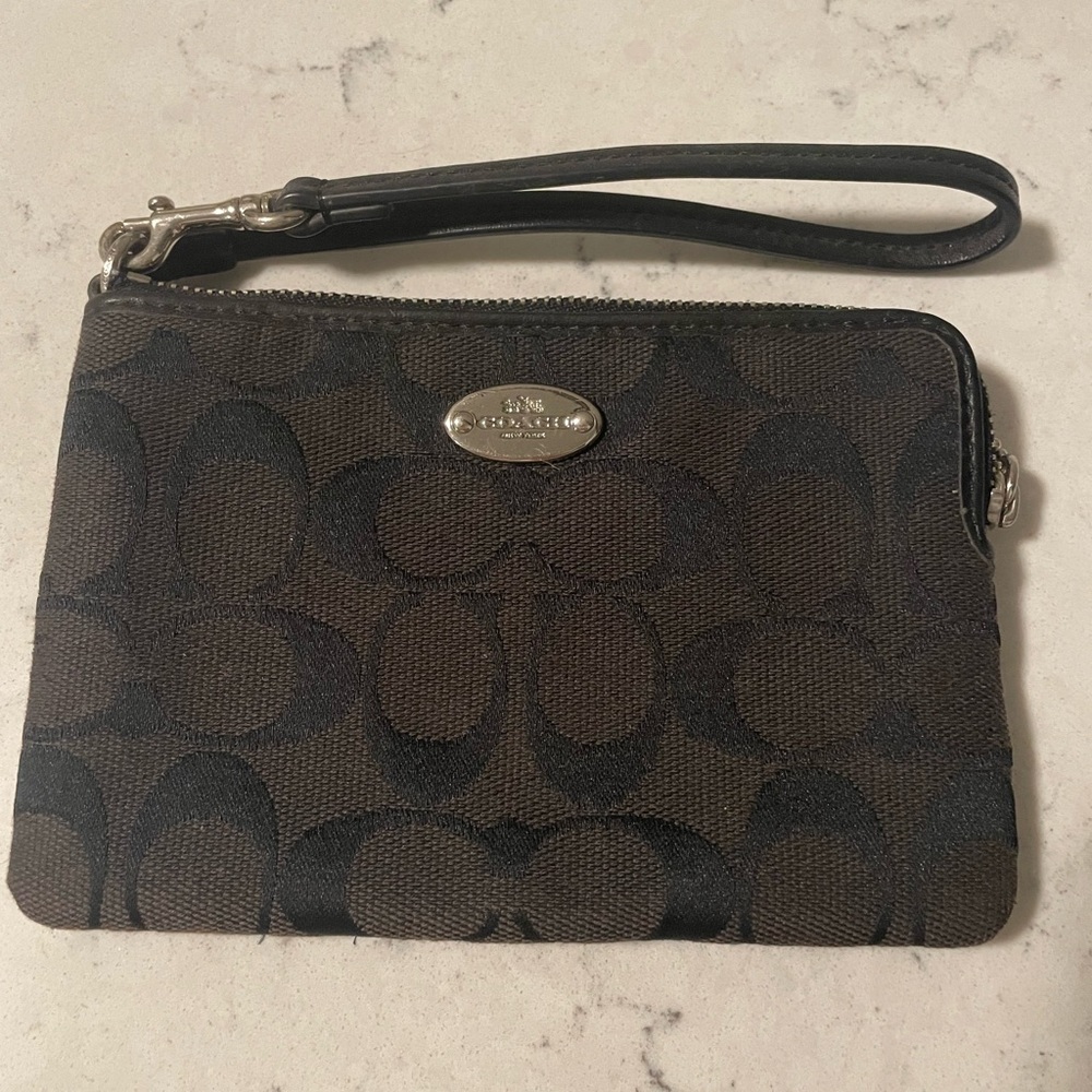 Coach signature small wristlet